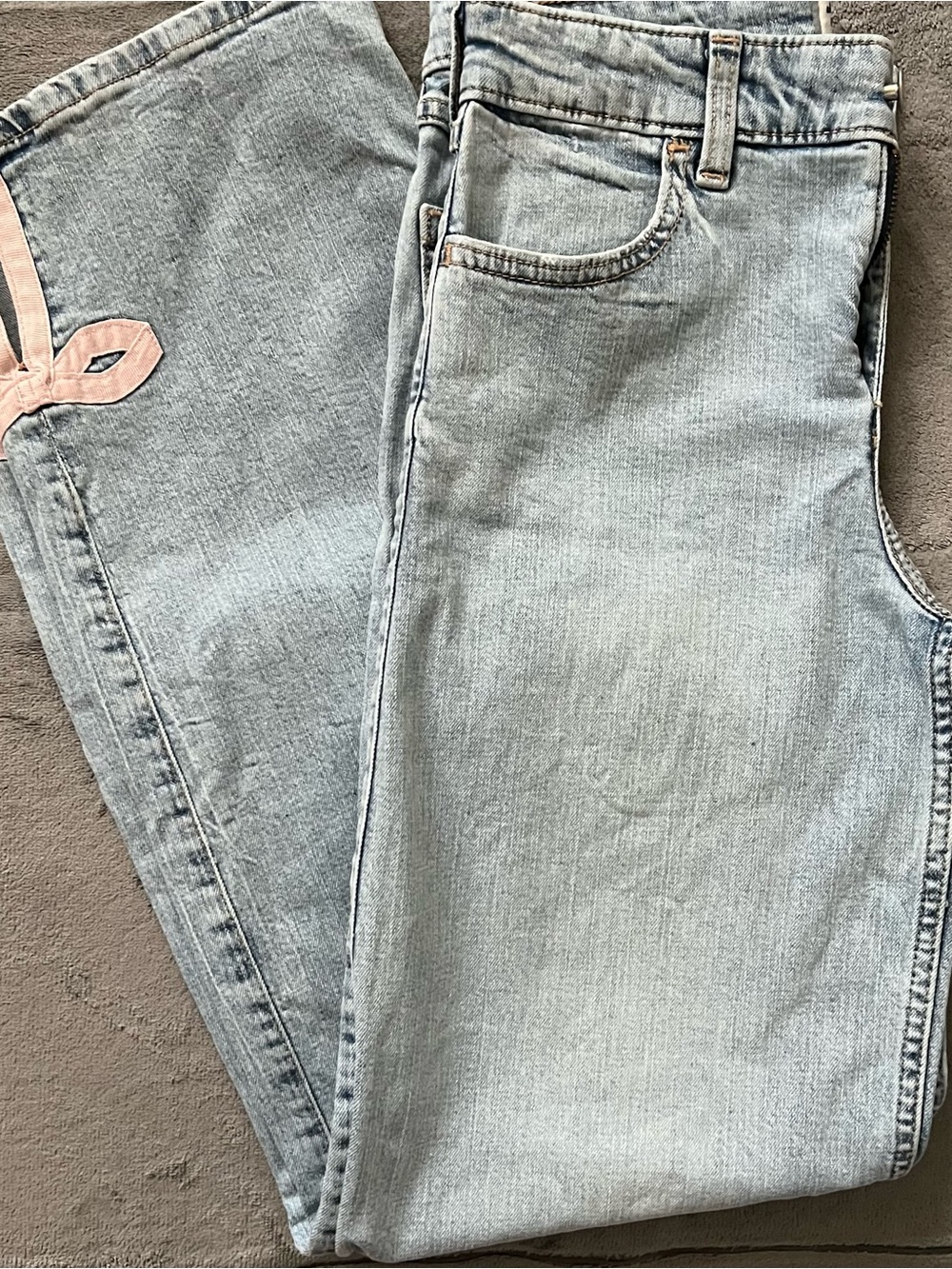 Abercrombie Kids High Rise Wide Leg Jeans with Pink Bow Detail 13/14L & 17/18R